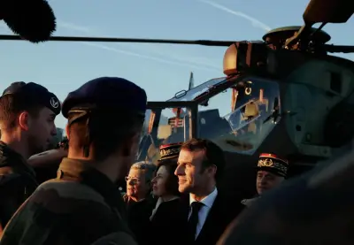 French president unveils new military program for volunteers aged 18 and 19