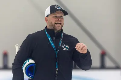 Warsofsky shoulders responsibility as Sharks seek first win: ‘It’s on me’